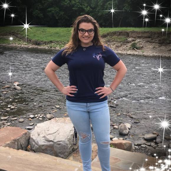 Meet your Posher, Briana - Picture 1 of 1